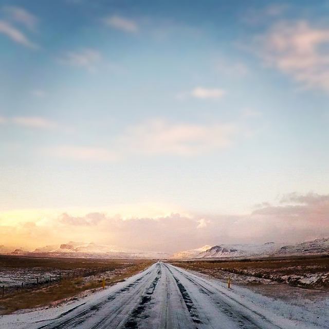 Picture of an open road.